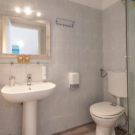 Albachiara Готель В'яреджо