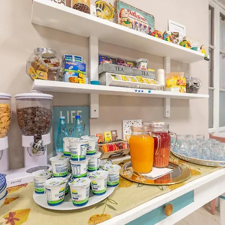 Albachiara מלון 2*